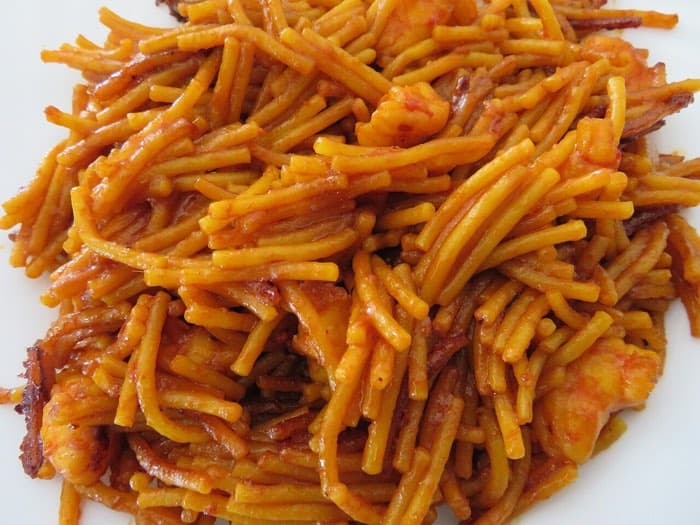 Fideuà dorée aux vermicelles